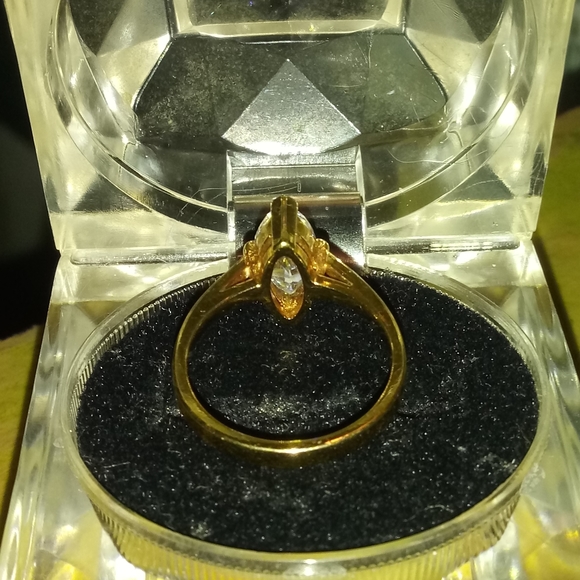 Beautiful Womens Rings - Picture 8 of 10